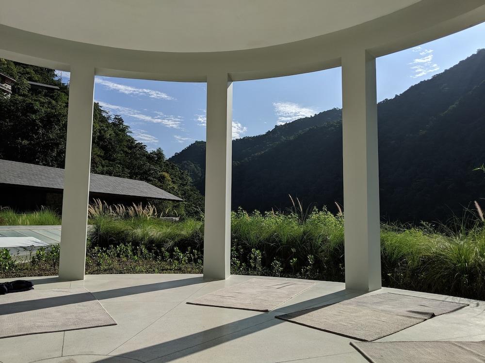 Taj Rishikesh Resort And Spa Dehradun Extérieur photo